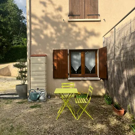 Holiday home Paisible En Bord De Vienne Bonneuil-Matours