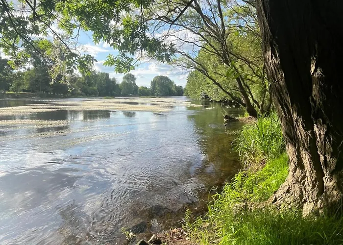 Сasa de vacaciones Paisible En Bord De Vienne *
